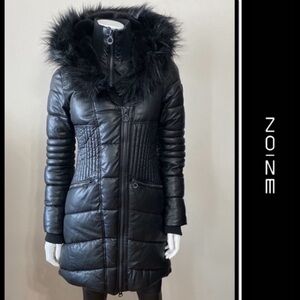 🔹NOIZE🔹LIKE NEW